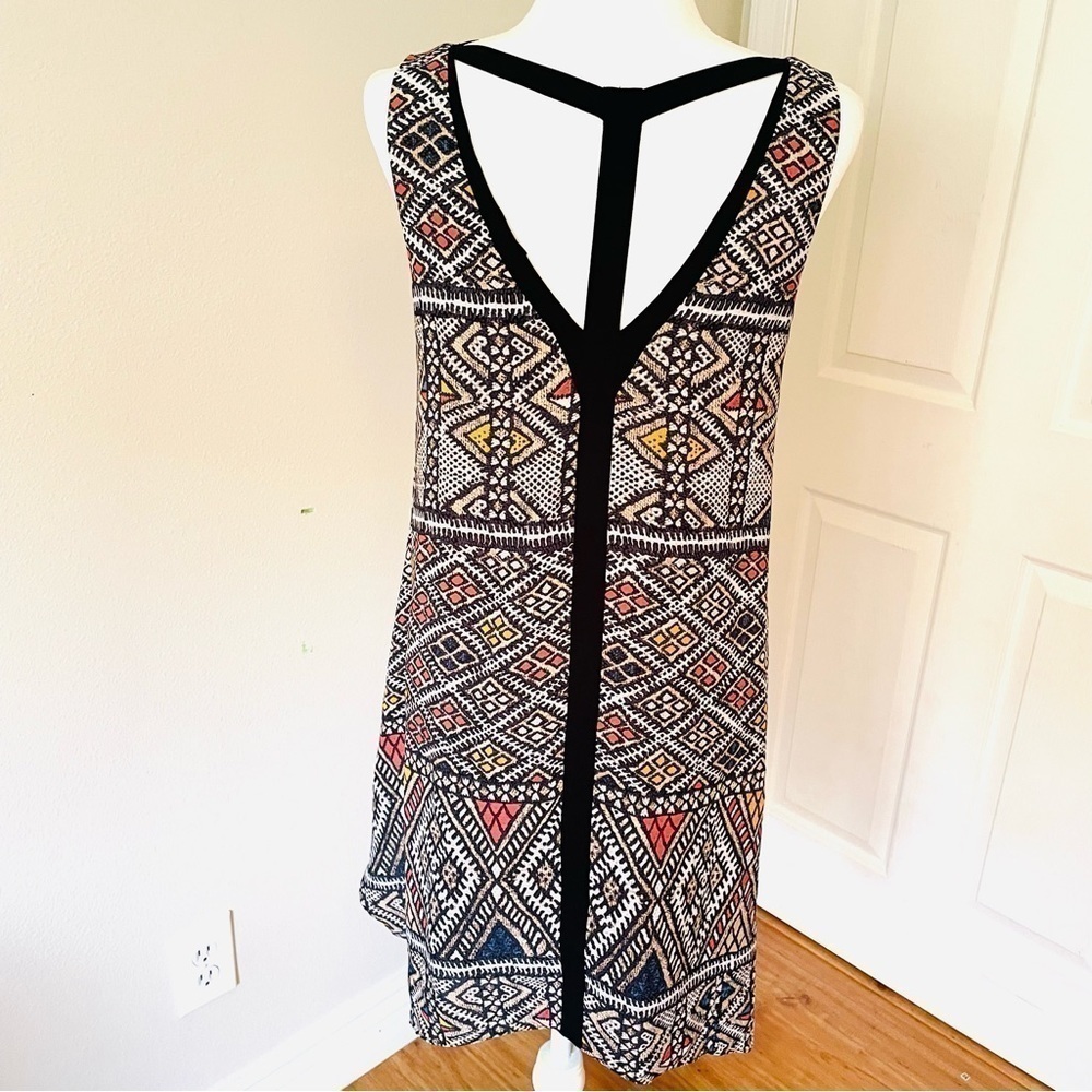 BCBGMAXAZRIA Tian Handkerchief-Hem A-Line Dress โ Multi Color โ Size XS - Picture 4 of 11